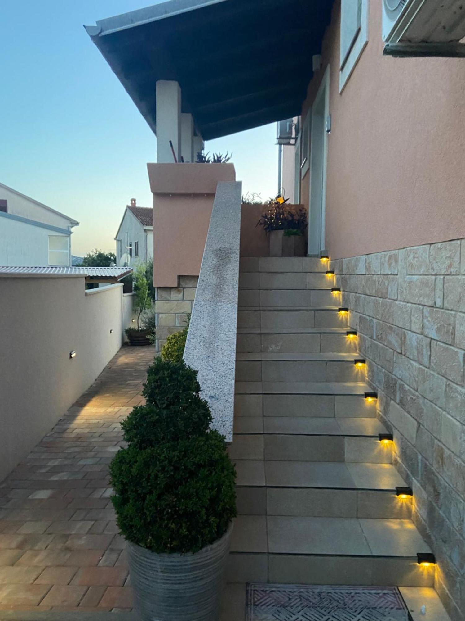 Pansion Gaspar Biograd Na Moru Exterior foto