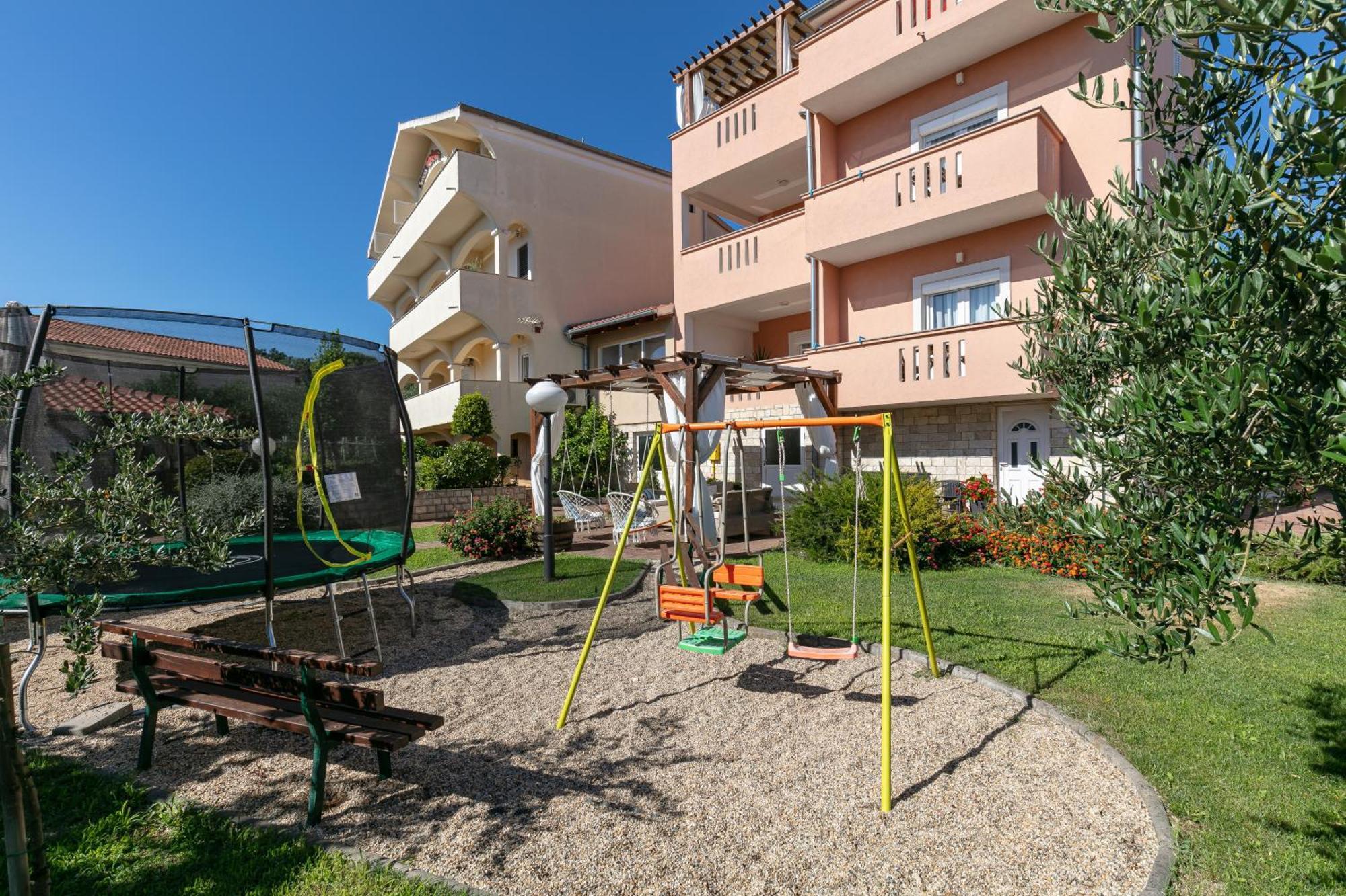 Pansion Gaspar Biograd Na Moru Exterior foto