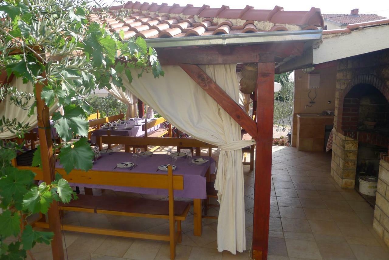 Pansion Gaspar Biograd Na Moru Exterior foto