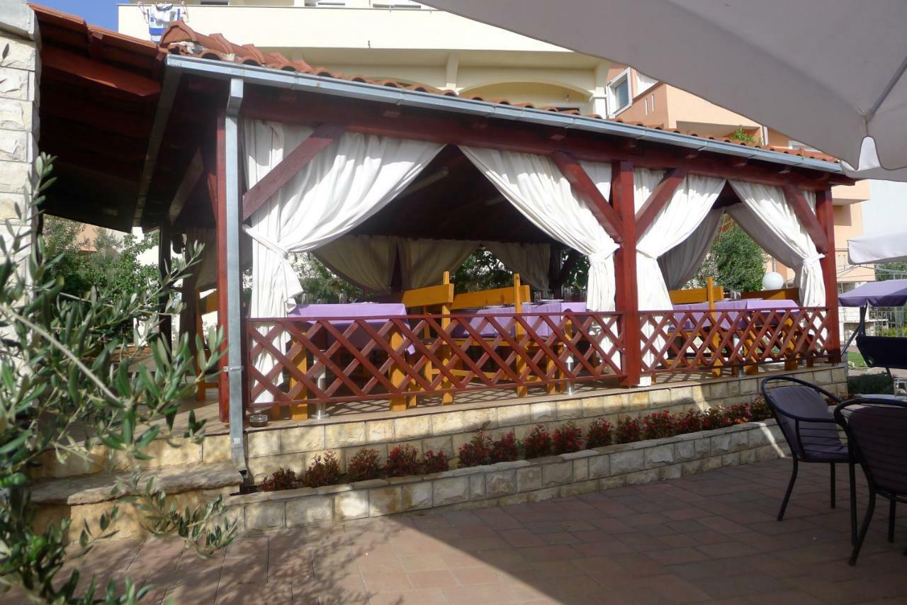 Pansion Gaspar Biograd Na Moru Exterior foto